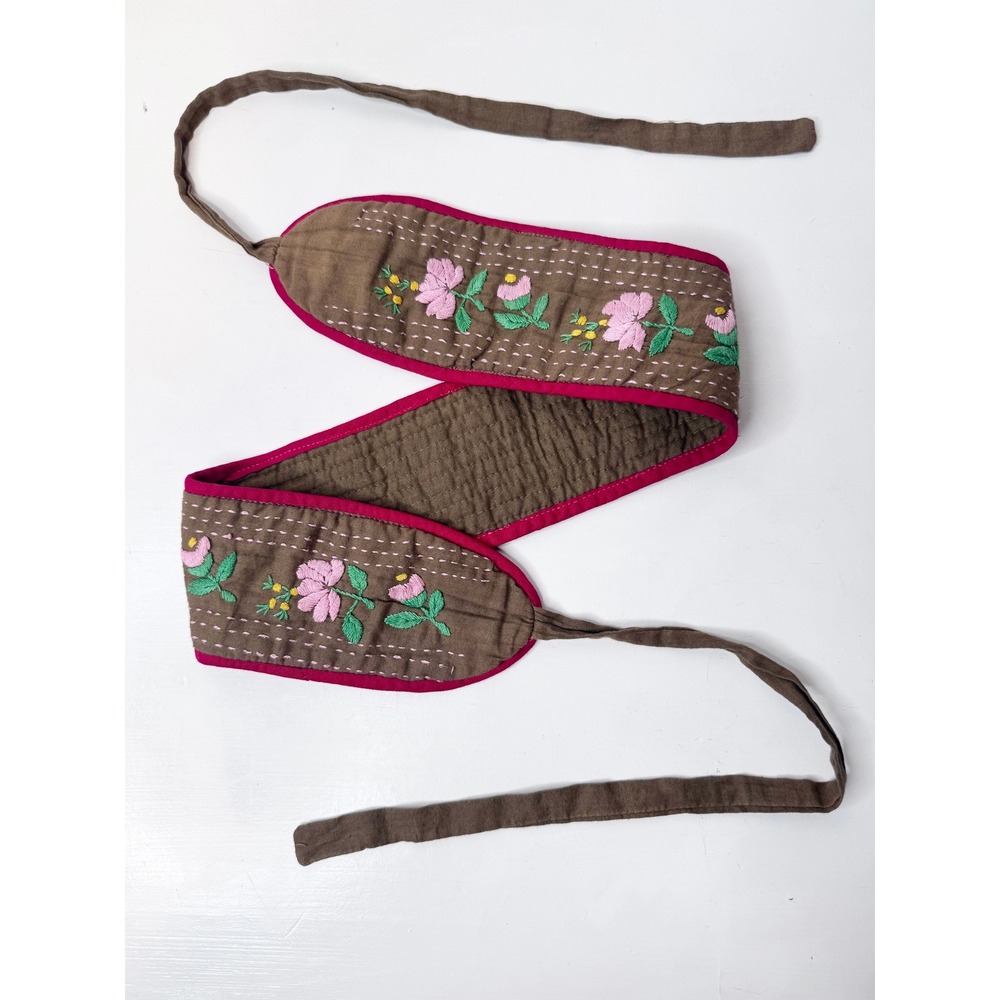 Adini |‎ RARE Vintage 70's Embroidered Floral Kantha Stitch Cotton Wrap Belt